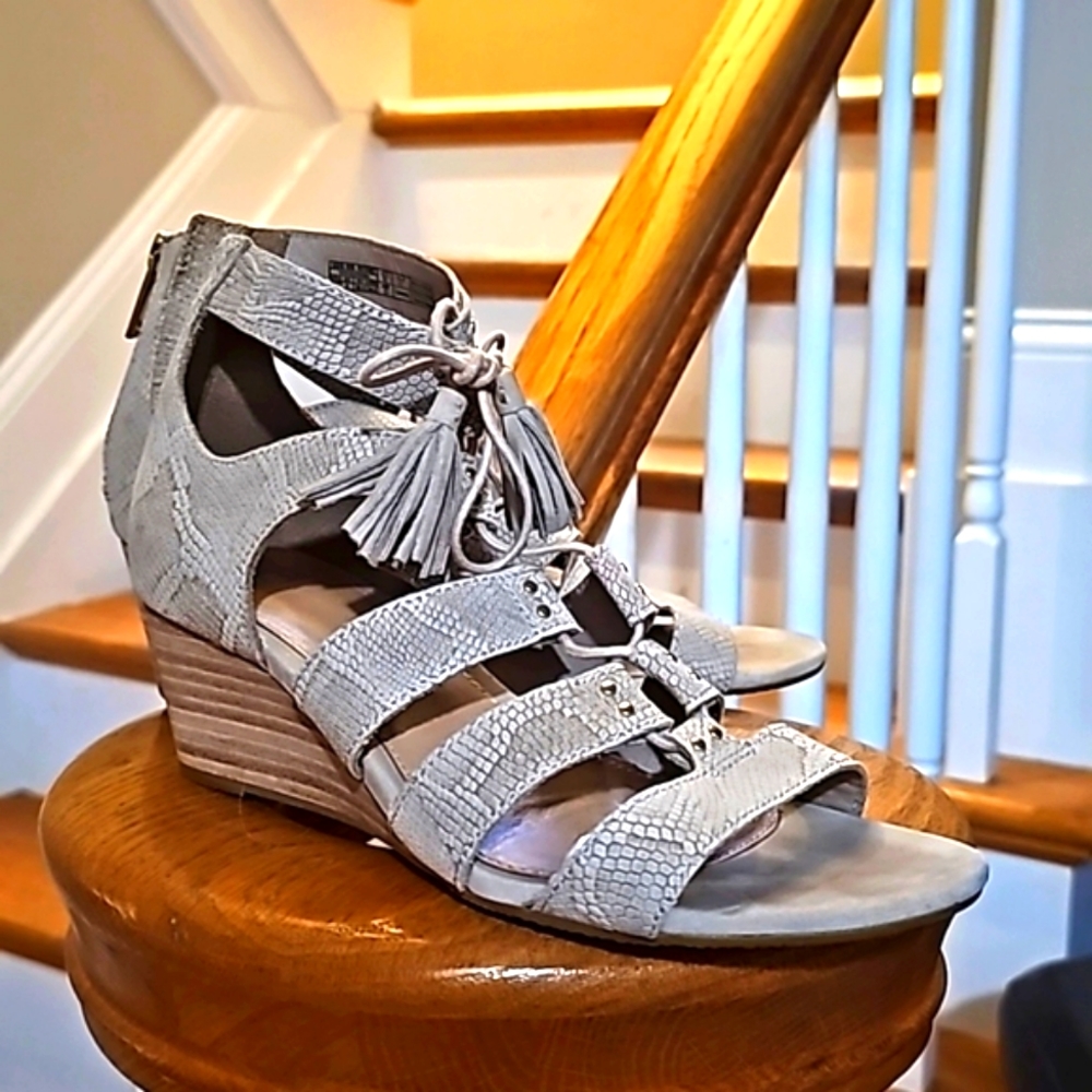 UGG Snakeskin Lace-up Wedge - Picture 10 of 10